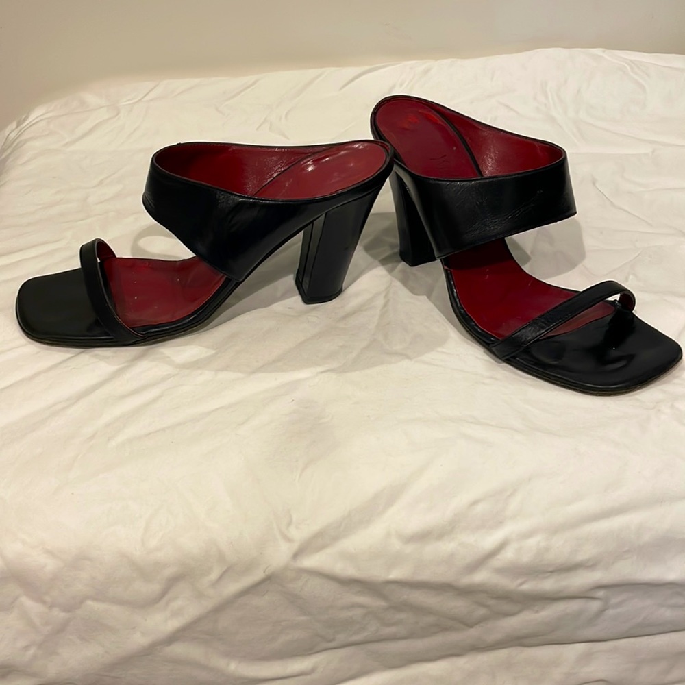 Yves Saint Laurent women’s vintage black leather heels mules size 6 1/2